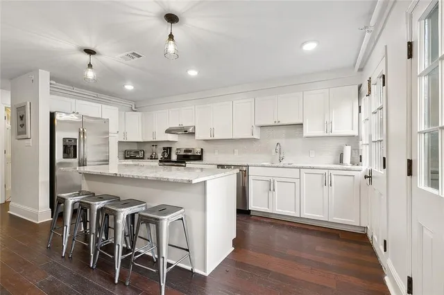 $5,500 | 315 Decatur Street, Unit 1, New Orleans, LA 70130