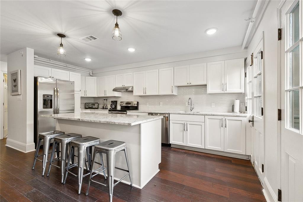 315 Decatur Street, Unit 1 New Orleans, LA 70130 - Photo 12 of 29