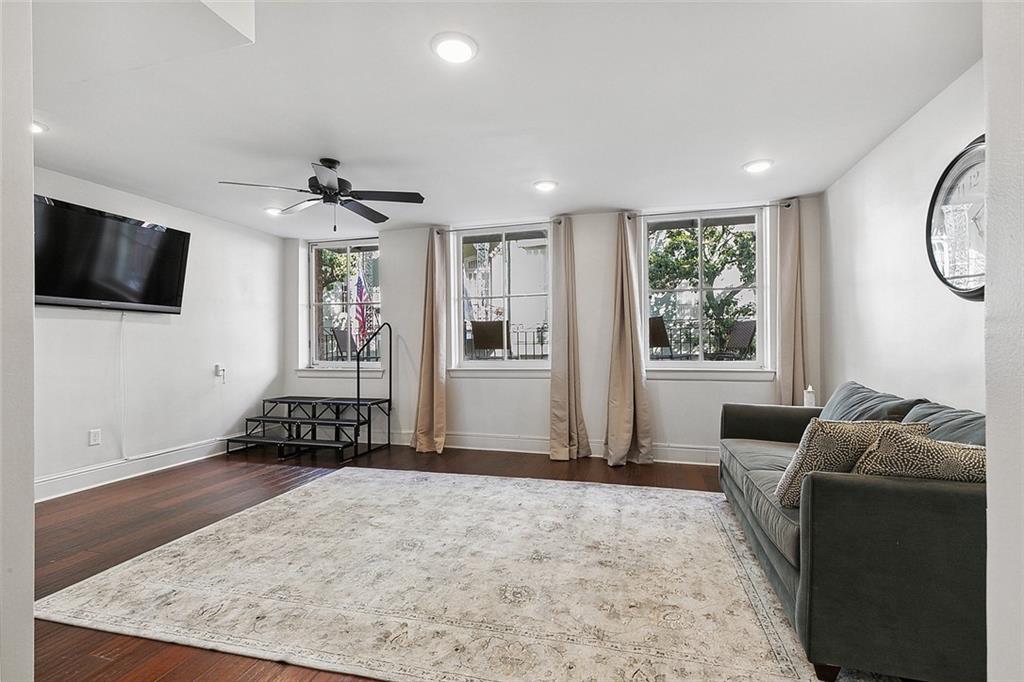 315 Decatur Street, Unit 1 New Orleans, LA 70130 - Photo 25 of 29