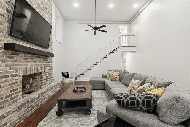 $5,500 | 315 Decatur Street, Unit 1, New Orleans, LA 70130