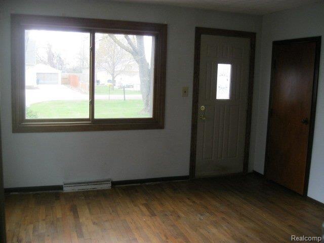 15500 Dayton Road Monroe, MI 48161 - Photo 3 of 7 IMG_6948