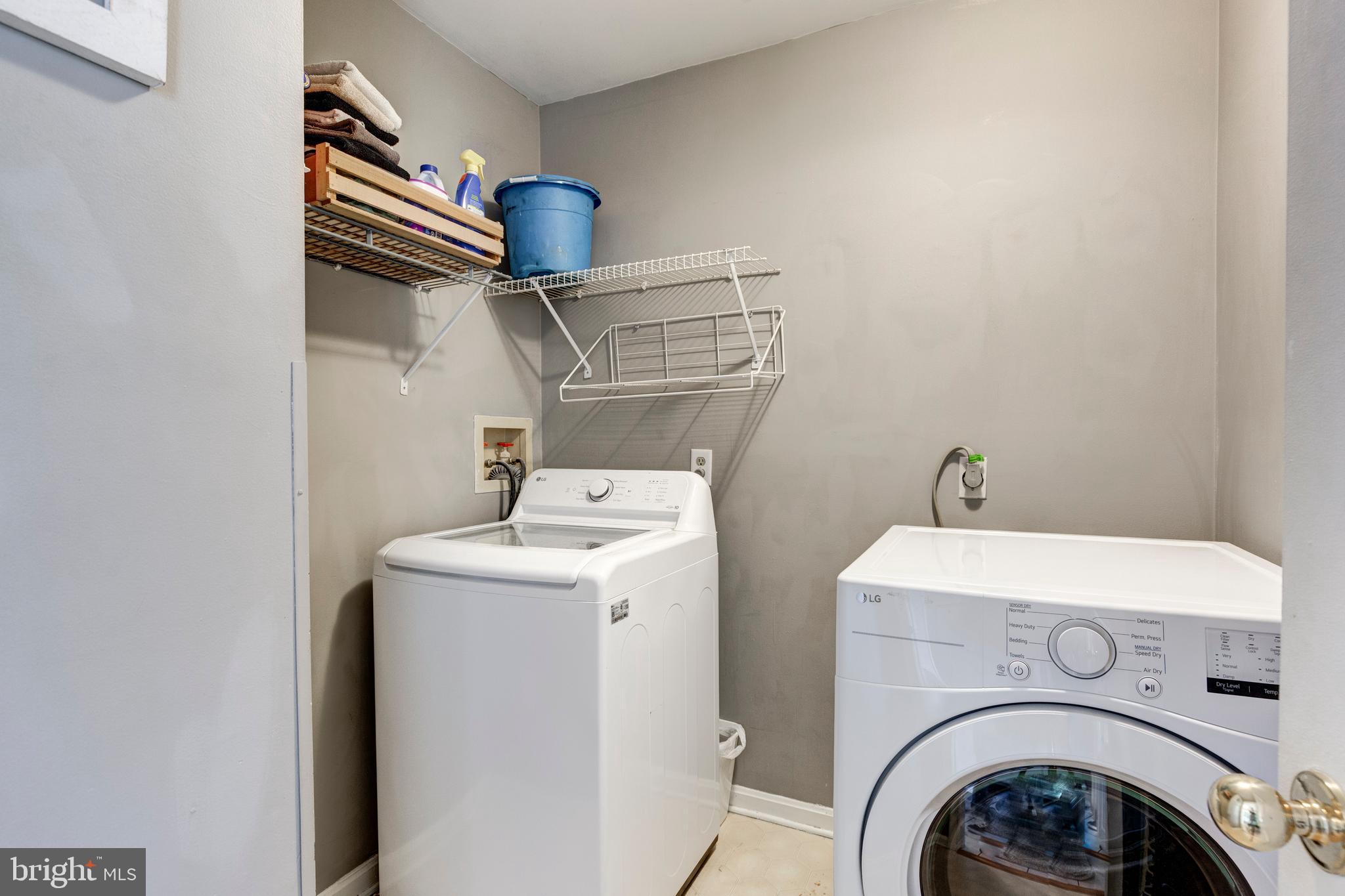 1321 Wakefield Valley Road New Windsor, MD 21776 - Photo 23 of 73 Main Level Laundry