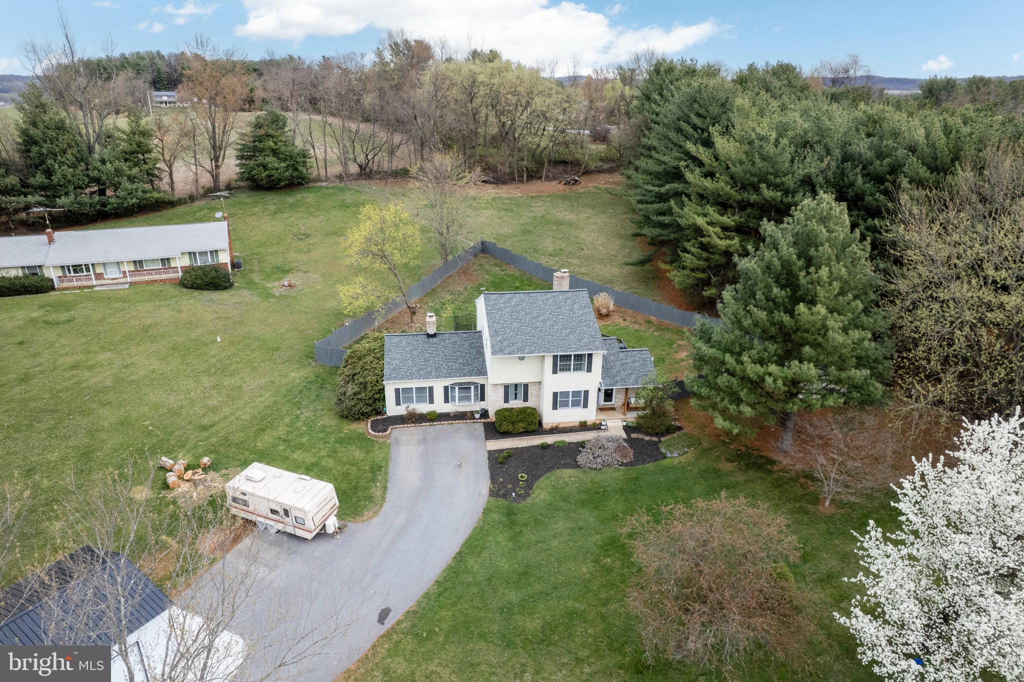 1321 Wakefield Valley Road New Windsor, MD 21776 - Photo 3 of 73 Gallery Image 3