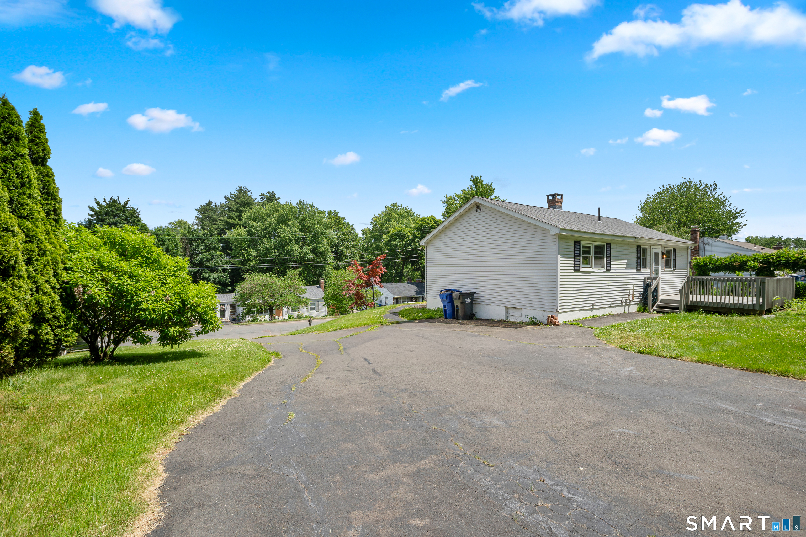 9 Cricket Road East Windsor, CT 06088 - Photo 20 of 21