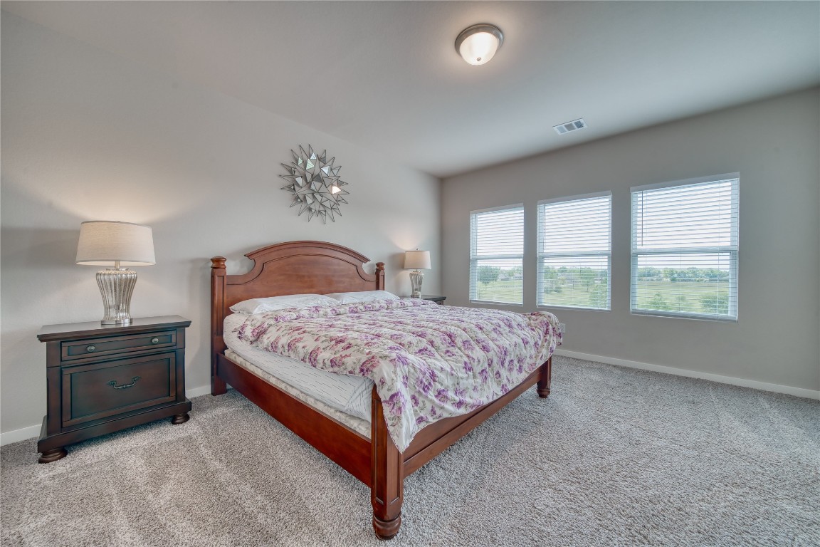 3830 Singing Coast Path Houston, TX 77082 - Photo 21 of 36 Primary Bedroom