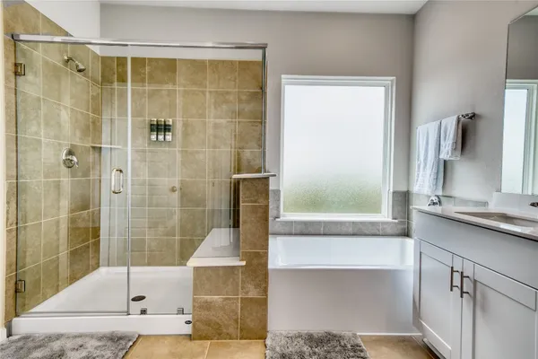 $2,800 | 3830 Singing Coast Path, Houston, TX 77082