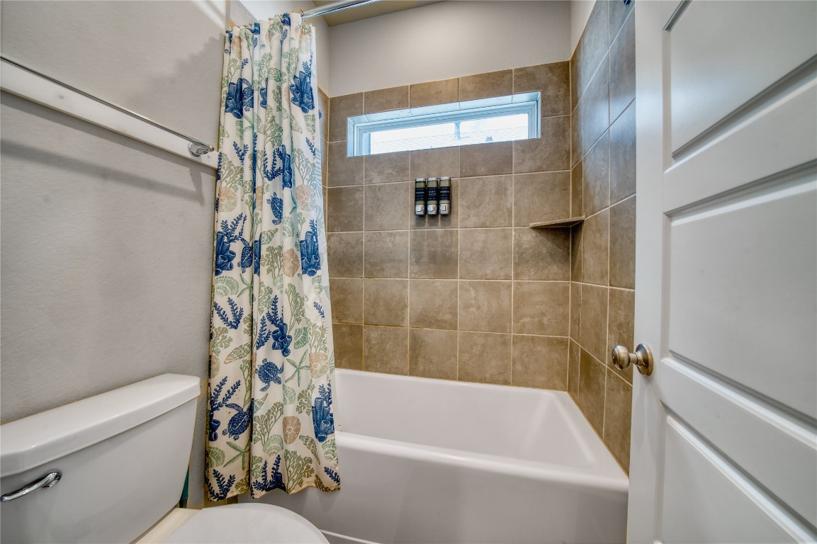 3830 Singing Coast Path Houston, TX 77082 - Photo 32 of 36