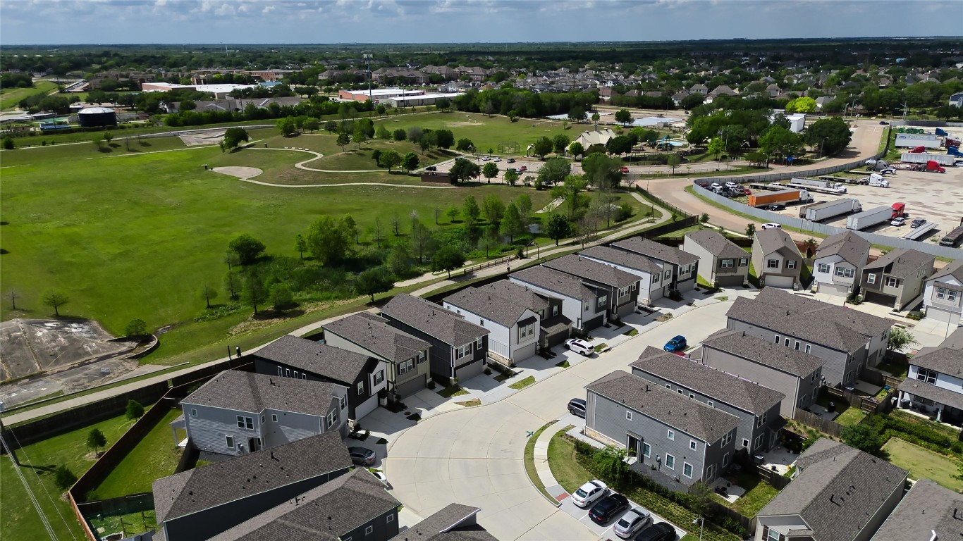 3830 Singing Coast Path Houston, TX 77082 - Photo 36 of 36