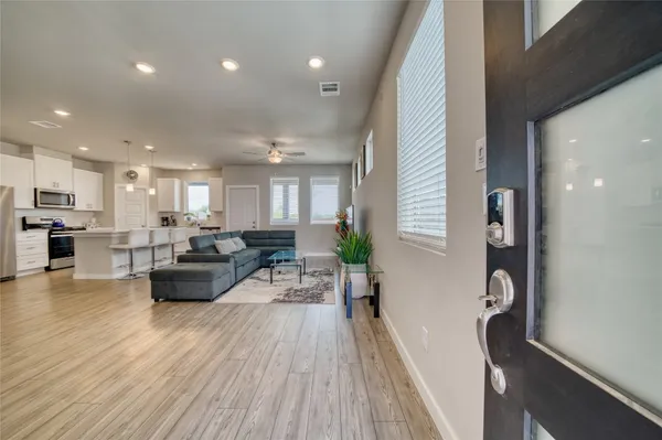 $2,800 | 3830 Singing Coast Path, Houston, TX 77082