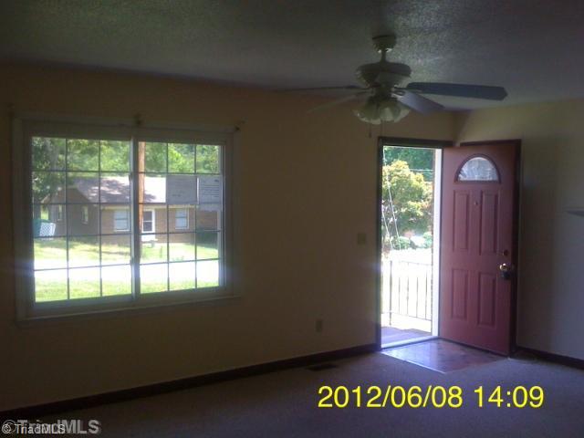 317 Hall High Point High Point, NC 27263 - Photo 3 of 5 Living Room.