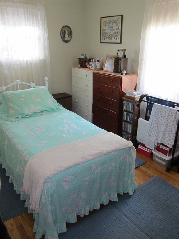 21 Turners Falls Road Montague, MA 01376 - Photo 14 of 26