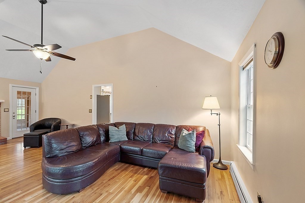 36 Throne Hill Road Groton, MA 01450 - Photo 12 of 32 Gallery Image 12