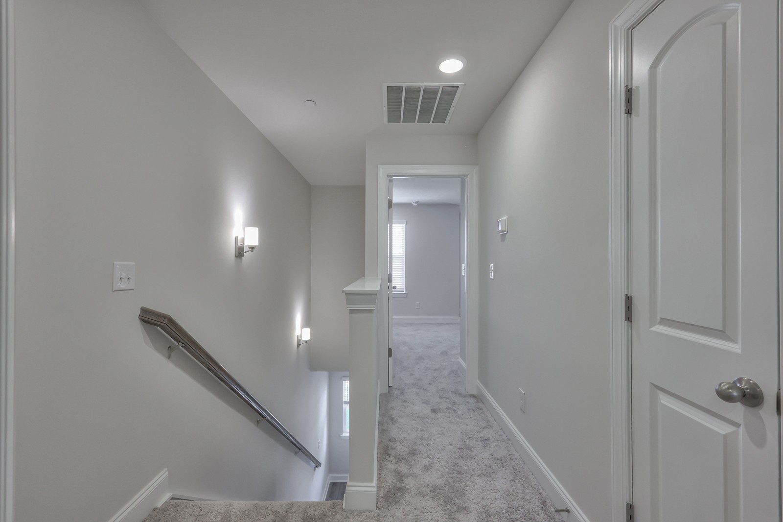 204 Douglas Bend Road, Unit 902 Gallatin, TN 37066 - Photo 20 of 32 a view of entryway