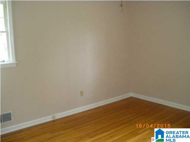 984 Ridgewood Circle Birmingham, AL 35235 - Photo 9 of 10