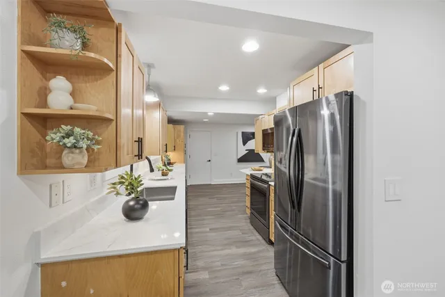 $1,425,000 | 4364 151st Avenue Southeast, Bellevue, WA 98006