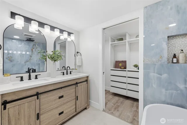 $1,425,000 | 4364 151st Avenue Southeast, Bellevue, WA 98006