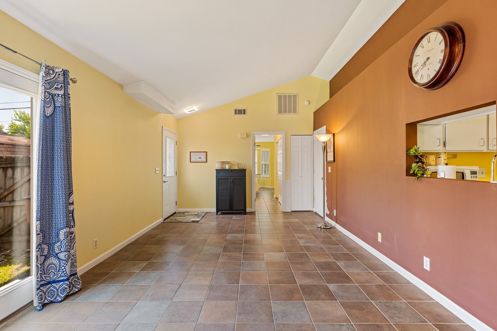 2304 Benay Road Nashville, TN 37214 - Photo 8 of 25 Gallery Image 8
