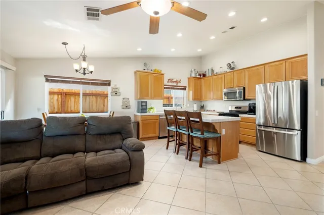 $559,900 | 22937 VÃa Santana, Nuevo, CA 92567