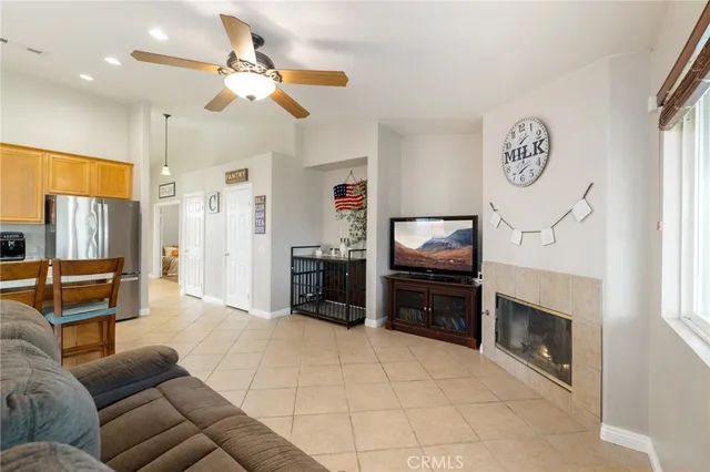 $559,900 | 22937 VÃa Santana, Nuevo, CA 92567