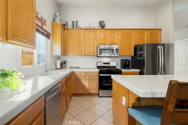 $559,900 | 22937 VÃa Santana, Nuevo, CA 92567