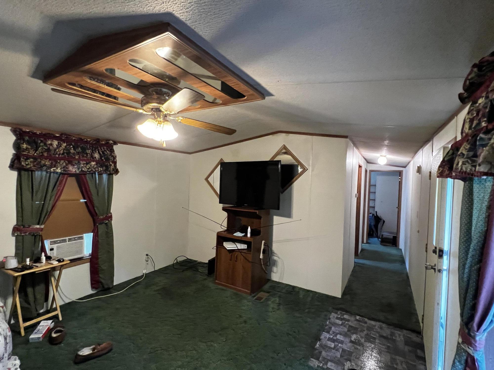 1051 Gardiner Road, Unit 3 Wiscasset, ME 04578 - Photo 8 of 10 IMG_7845