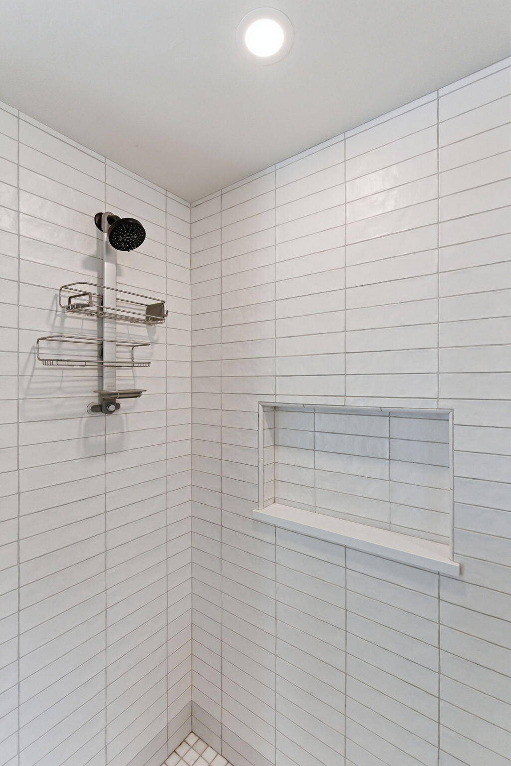 144 Southwest Cleveland Avenue Bend, OR 97702 - Photo 16 of 62 Gallery Image 16