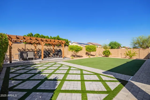 $543,500 | 7718 West Jones Avenue, Phoenix, AZ 85043