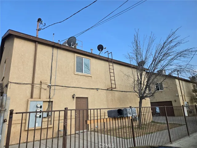 $849,000 | 404 South Williams Street, Bakersfield, CA 93307