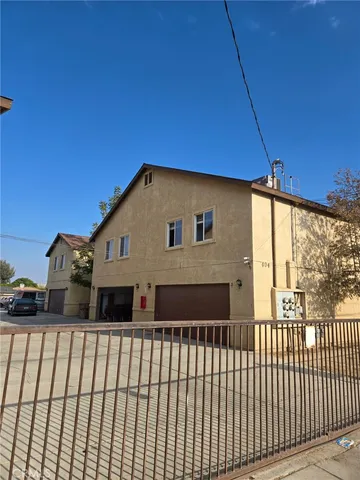 $849,000 | 404 South Williams Street, Bakersfield, CA 93307