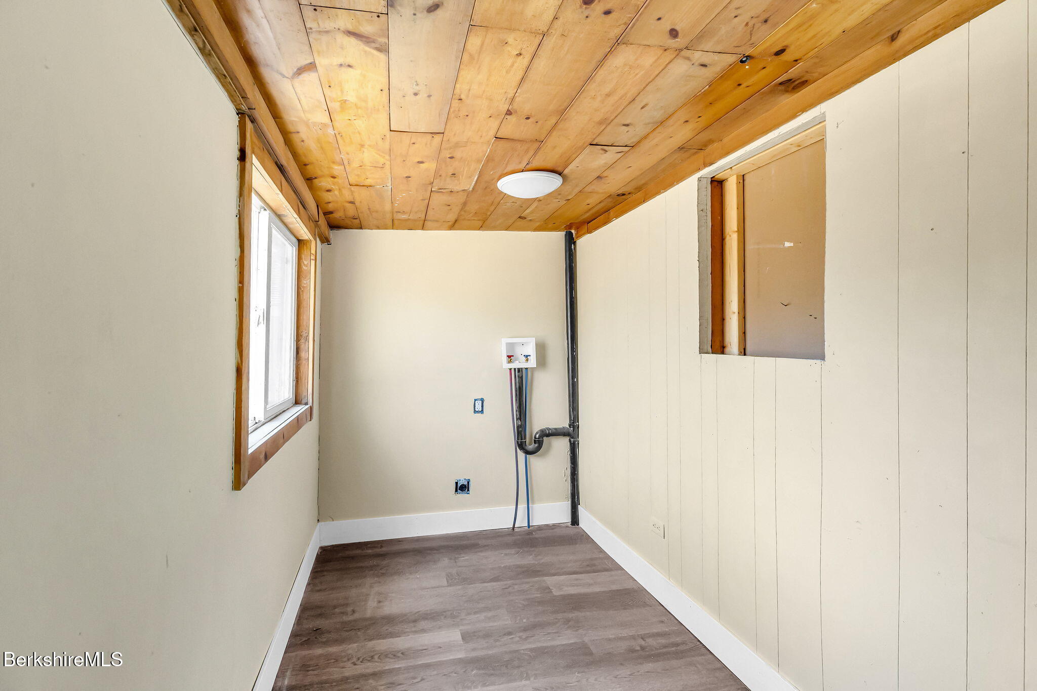 70 Town Hill Road Middlefield, MA 01011 - Photo 15 of 37 25-web-or-mls-70_Town_Hill_6184