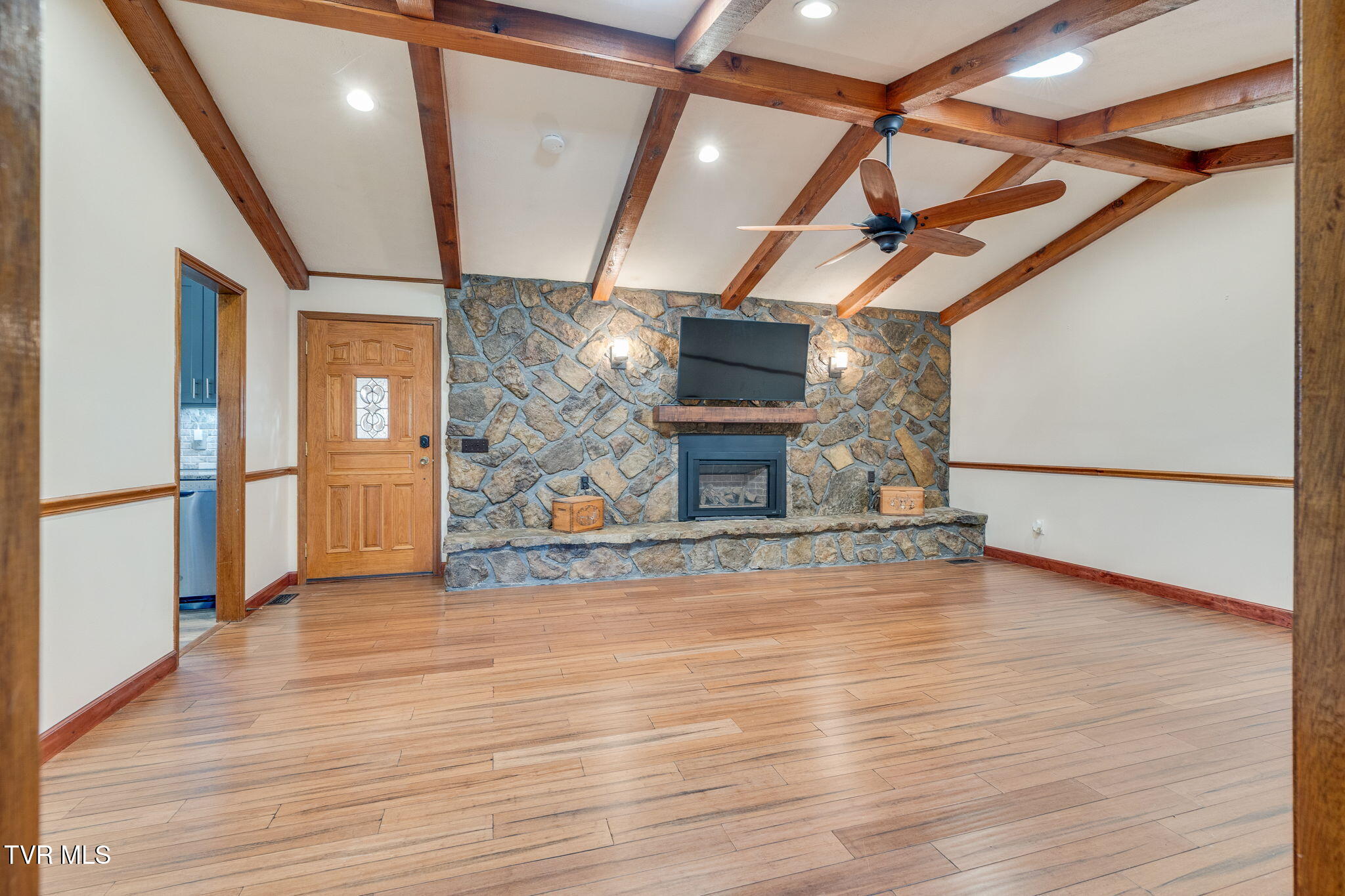 1137 Old Stage Road Rogersville, TN 37857 - Photo 9 of 46 009 (19)