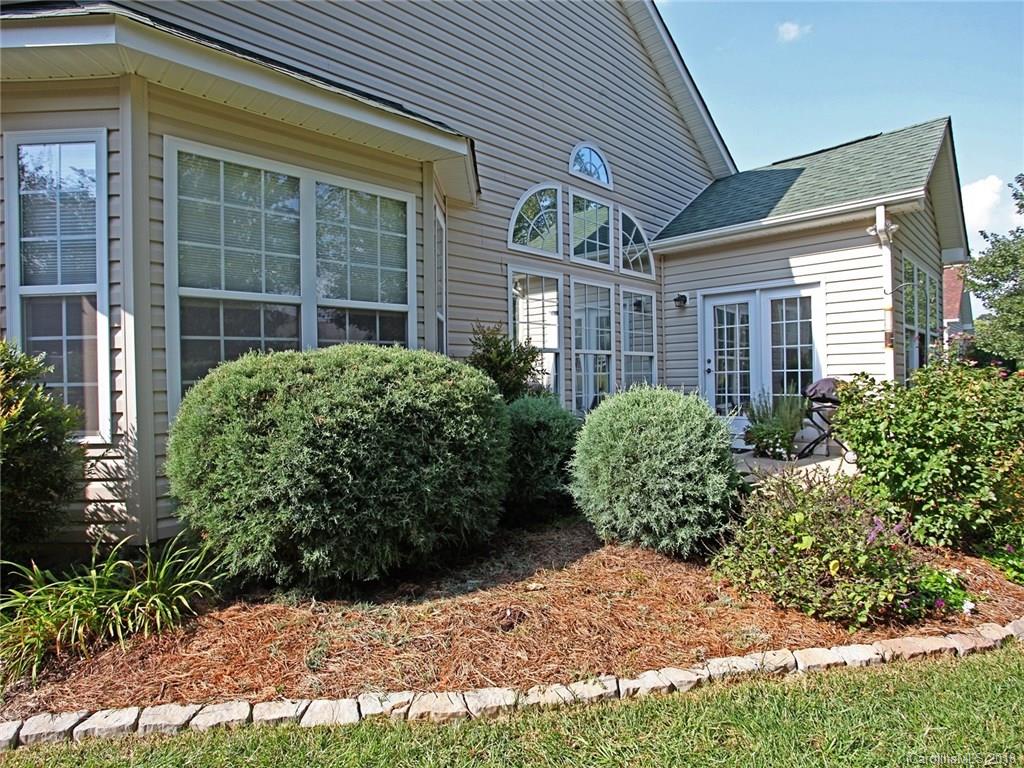 807 Platinum Drive Fort Mill, SC 29708 - Photo 3 of 36