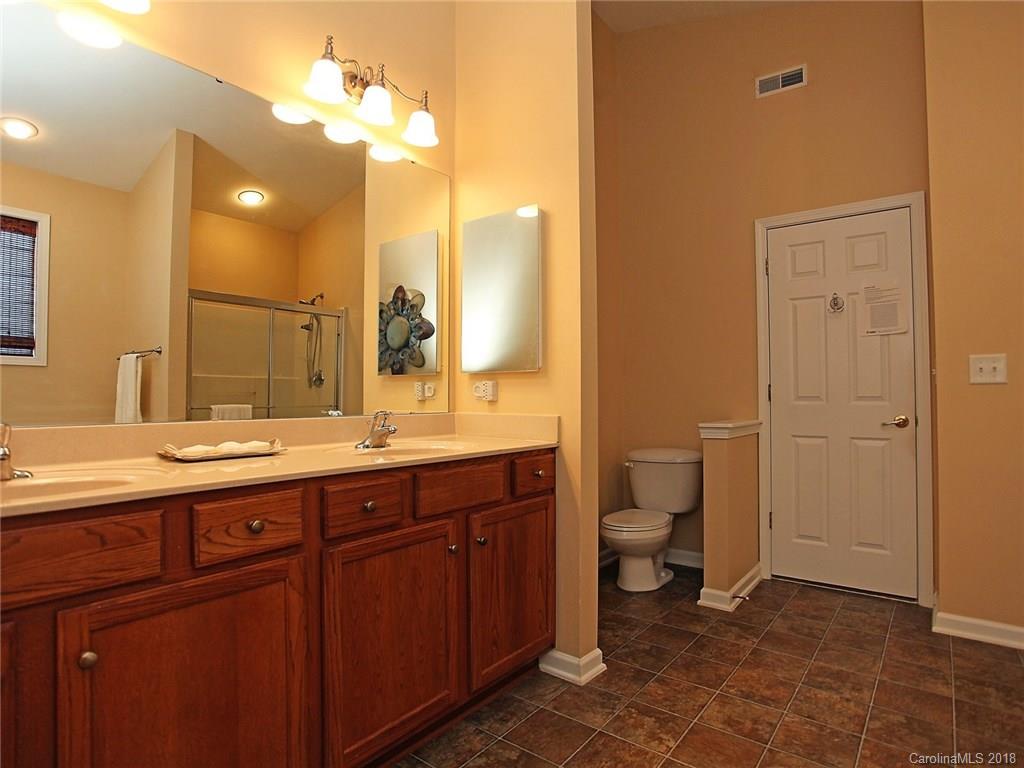 807 Platinum Drive Fort Mill, SC 29708 - Photo 33 of 36