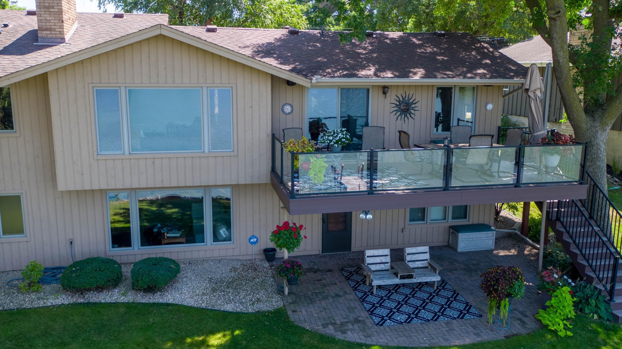 2919 Silver Lake Court St. Anthony, MN 55421 - Photo 2 of 47