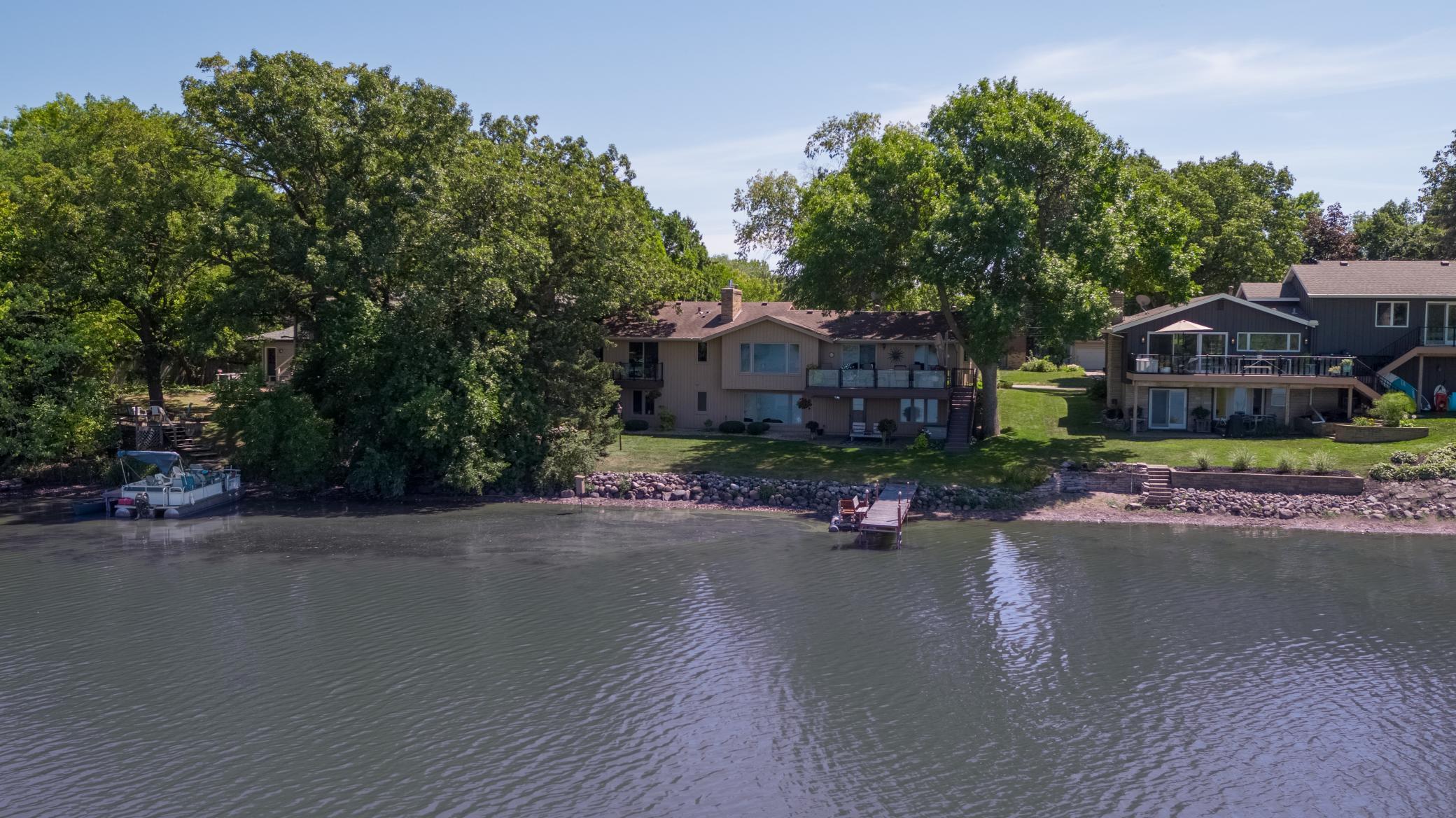 2919 Silver Lake Court St. Anthony, MN 55421 - Photo 4 of 47