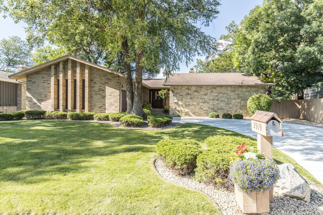 2919 Silver Lake Court St. Anthony, MN 55421 - Photo 43 of 47