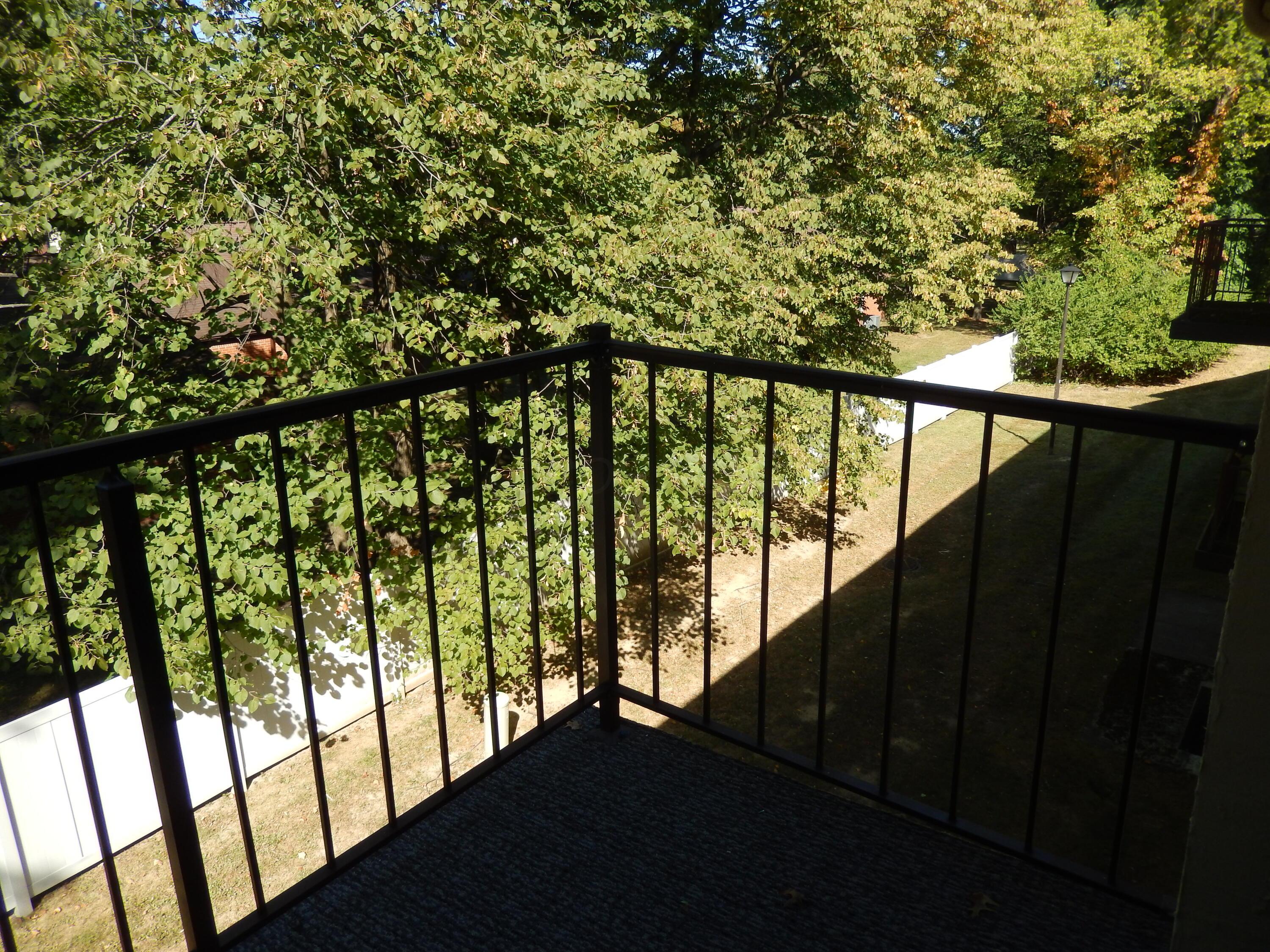 4117 Karl Road, Unit 302 Columbus, OH 43224 - Photo 25 of 33 Looking to the right off the balcony