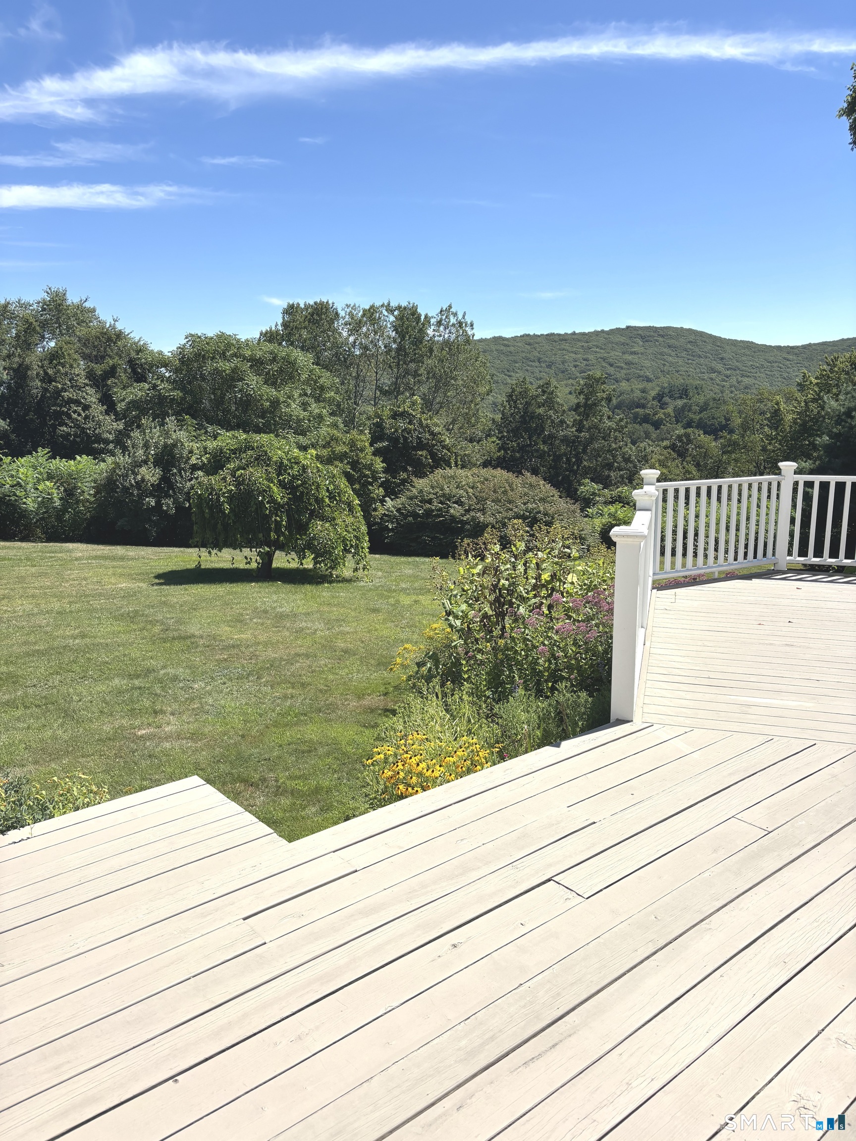 36 Barnes Hill Road Burlington, CT 06013 - Photo 4 of 27