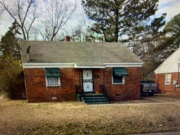 $950 | 1191 North Graham Street, Memphis, TN 38122