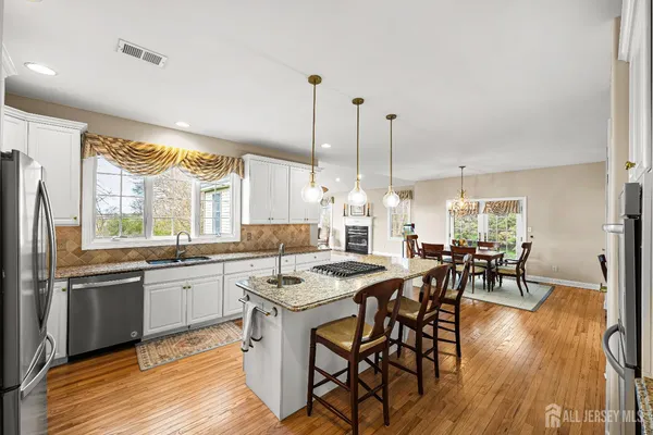$1,675,000 | 4 Windmill Court, Plainsboro, NJ 08536