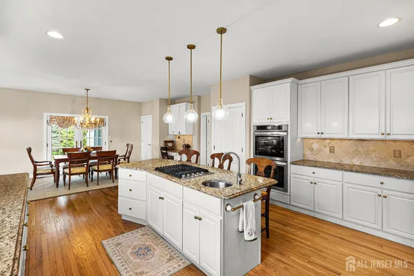 $1,675,000 | 4 Windmill Court, Plainsboro, NJ 08536