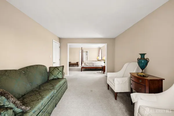 $1,675,000 | 4 Windmill Court, Plainsboro, NJ 08536