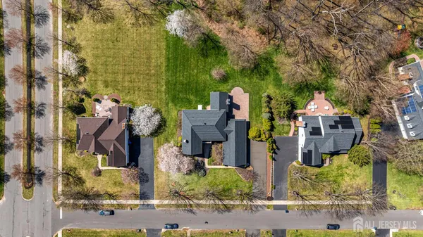 $1,675,000 | 4 Windmill Court, Plainsboro, NJ 08536