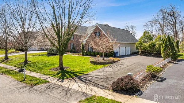 $1,675,000 | 4 Windmill Court, Plainsboro, NJ 08536
