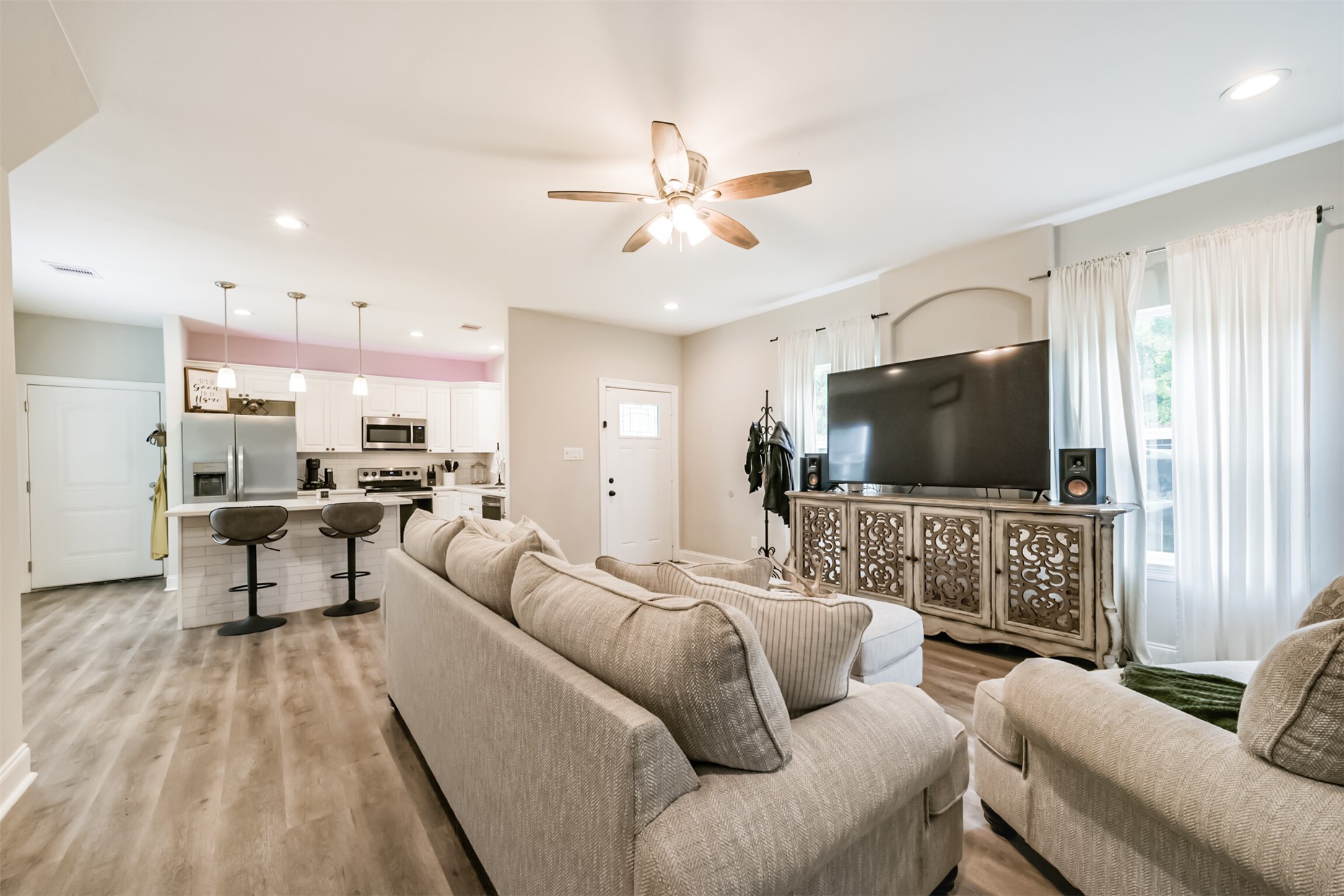 725 Magnolia Point Drive Huffman, TX 77336 - Photo 14 of 33