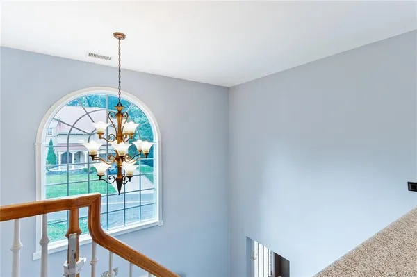 $8,900 | 41 Overhill Road, Unit A, New Rochelle, NY 10804