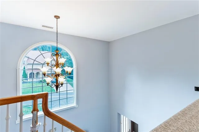 $8,900 | 41 Overhill Road, Unit A, New Rochelle, NY 10804