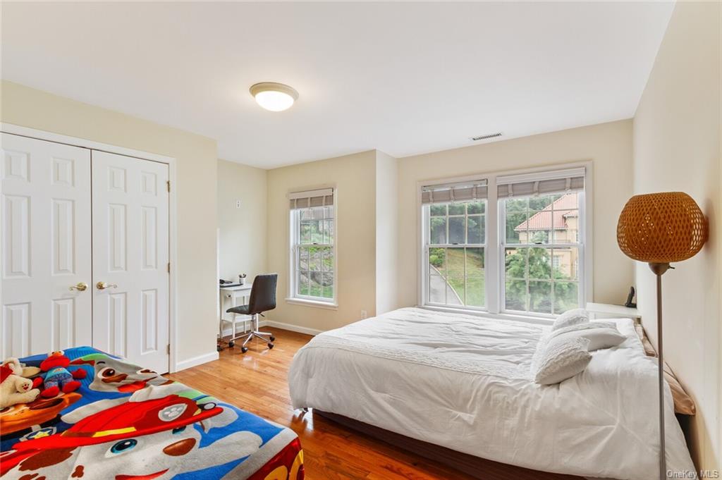 41 Overhill Road, Unit A New Rochelle, NY 10804 - Photo 25 of 36