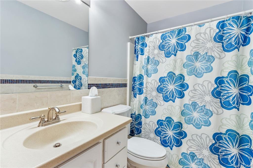 41 Overhill Road, Unit A New Rochelle, NY 10804 - Photo 27 of 36