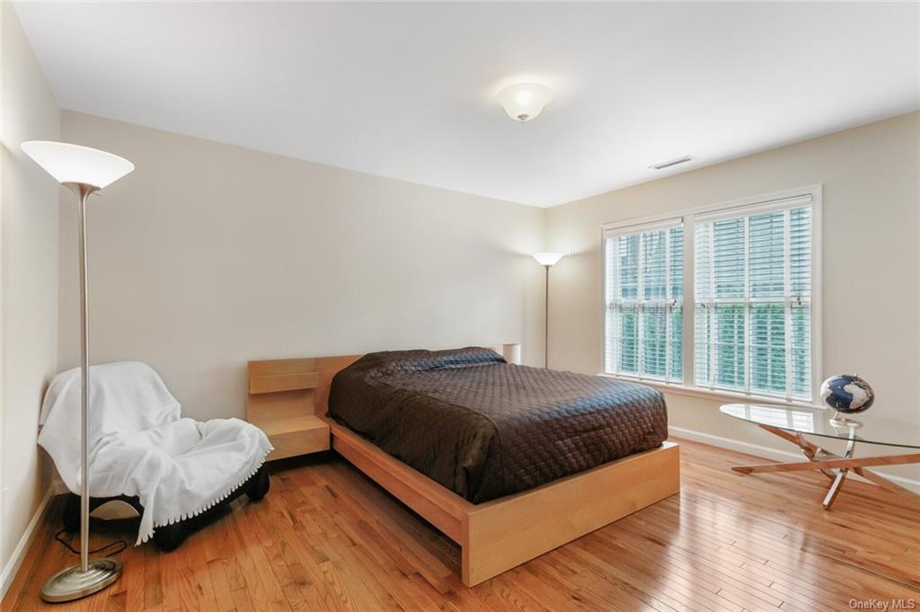 41 Overhill Road, Unit A New Rochelle, NY 10804 - Photo 28 of 36